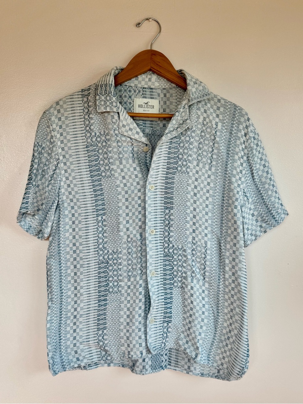 Hollister blue & white cotton geometric pattern knit button down short sleeve XS
